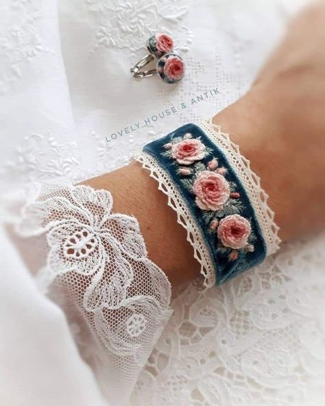 Embroidery Bracelets, Fabric Bracelets, Denim Jewelry, Denim Crafts, Crochet Bracelet, 자수 디자인, Textile Jewelry, Embroidery Jewelry, Hand Embroidery Patterns