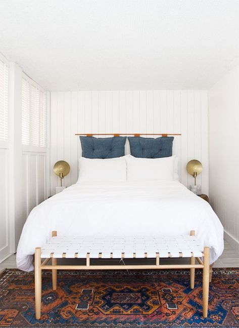 small white bedroom // copper bed frame Twin Boys Bedroom, White Platform Bed, Sarah Sherman, Bedroom Upgrade, Headboard Styles, Leather Headboard, Diy Headboards, Diy Headboard, A Frame Cabin