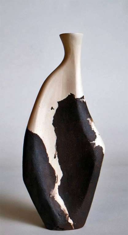 Saisho'---Mixed-Clay-Sculpture-by-Beverly-Morrison Vase Forms, Contemporary Pottery, Ceramic Art Sculpture, Sculptures Céramiques, Pottery Handbuilding, Keramik Design, Ceramic Ideas, Ceramics Pottery Art, Pottery Sculpture