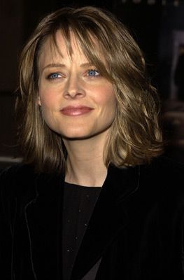 Jody Foster Hairstyles, Jody Foster, Jodi Foster, Medium Shag Haircuts, Medium Hair Styles For Women, Medium Layered Haircuts, Peinados Recogidos, Jodie Foster, Haircuts For Medium Hair