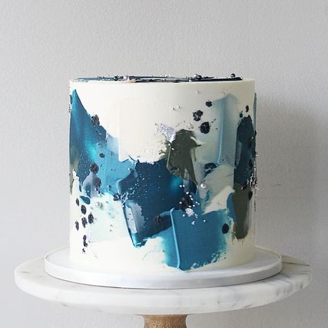 Abstract Cake Decorating, Cake Decor For Men, Simple Round Birthday Cake, Mens Bday Cakes, 90th Birthday Cakes For Men, Abstract Cake Design, Abstract Cake, Icing Cake Design, Brushstroke Cake