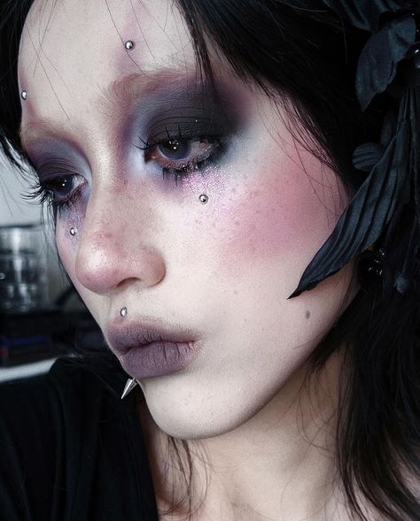 Purple Goth Eyeshadow, The Last Unicorn Makeup, Emo Douyin, Glitter Goth Makeup, Dark Faerie Makeup, Purple Grunge Makeup, Whimsy Goth Makeup, Dark Fairy Makeup Ideas, Purple Black Makeup