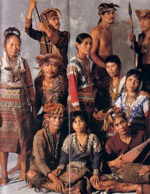 b'laan Traditional Ilocano Clothing, Ilocano Clothing, Ilocano Culture, Philippine Traditions, Filipino Dress, Pinoy Culture, Philippine Culture, Philippine History, Filipino Heritage