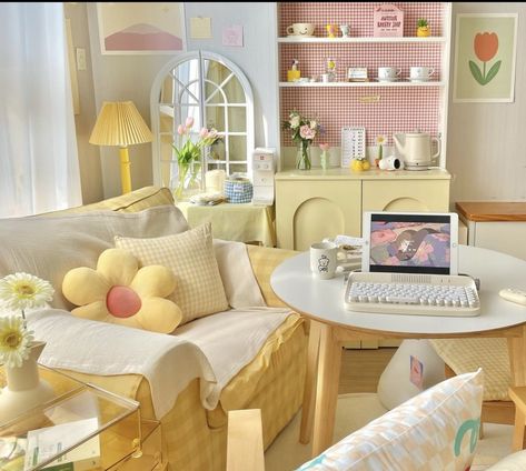 Pastel Yellow Living Room, Pastel Living Room, Aesthetic Living Room, Yellow Room, Dream Apartment Decor, Cute Bedroom Ideas, Pastel Room, Pink Home Decor, Cute Bedroom Decor