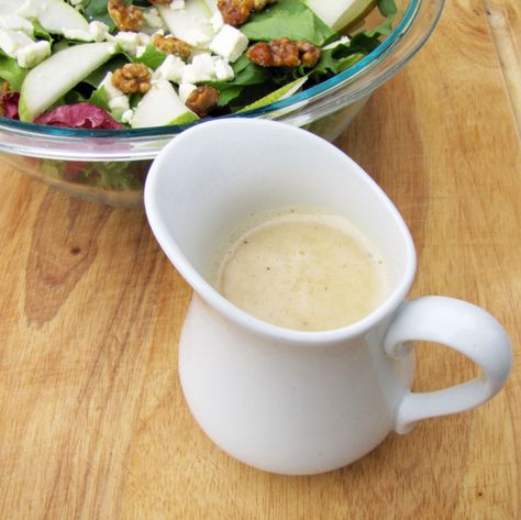 Best Homemade Salad, Walnut Feta Salad, Candied Walnut Recipe, Best Salad Dressing, The Best Salad, Best Salad, Walnut Recipes, Pear Salad, I Want More