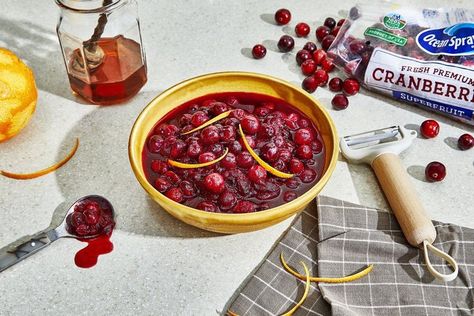 It’s time to pull out all the stops. #ad @OceanSpray Cranberry Sauce Recipes, Cranberry Sauce Thanksgiving, Best Cranberry Sauce, Cranberry Thanksgiving, Cranberry Orange Sauce, Thanksgiving Vegetables, Southern Living Recipes, Canned Cranberry Sauce, 2024 Recipes