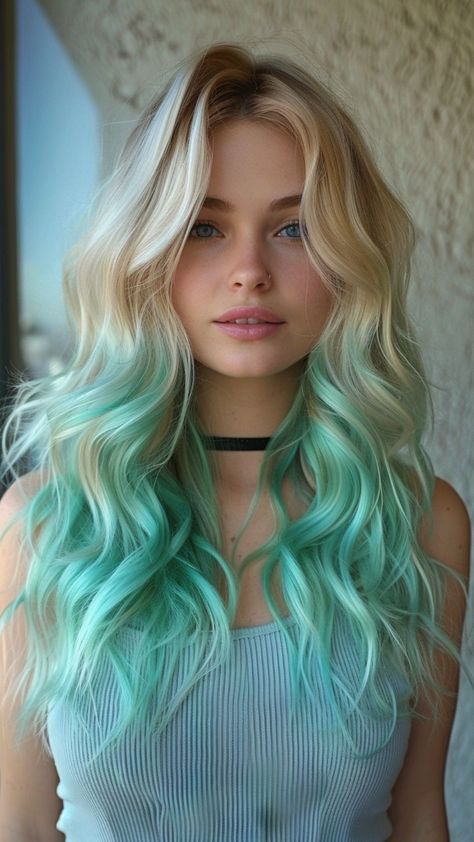 25 Green Ombre Hair Ideas for Bold Beauties Green And Blonde Hair, Green Ombre Hair, Game Hairstyles, Cap Hairstyles, Free Hairstyle, Pop Hair, Hair Curling Tutorial, Girls Hairstyles Easy, Toddler Hairstyles