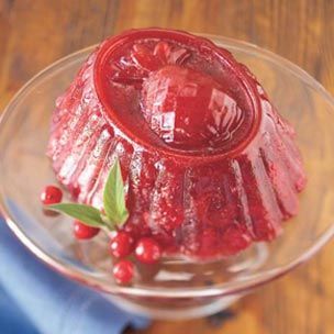 Cranberry Mold, Cranberry Sauce Recipe, Jello Salad, Unflavored Gelatin, Cranberry Recipes, Thanksgiving Menu, At The Table, Cranberry Sauce, Sauce Recipe