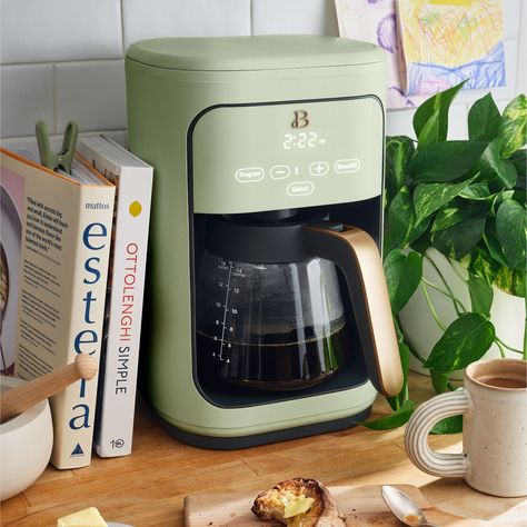 Beautiful Kitchenware, Charcoal Water Filter, Enamel Dutch Oven, Reusable Coffee Filter, Home Coffee Bar, Aesthetic Kitchen, Glass Carafe, Morning Tea, Pistachio Green