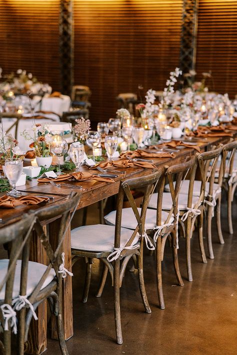 Wood Tables And Chairs Wedding, Rust Napkins Wedding, Wood Table Wedding Place Setting, Wood Wedding Table, Wood Table Wedding Decor, September Wedding Reception, Farm Table Wedding, Live Edge Wood Table, Wildflower Centerpieces