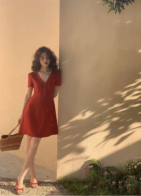 Modern Romance Outfit, Petite Romantic Style, V Neck Red Dress, Red Dress Outfit Casual, Red Dress Aesthetic, Red V Neck Dress, Soft Feminine Outfits, Red Formal Dresses, Vintage Red Dress