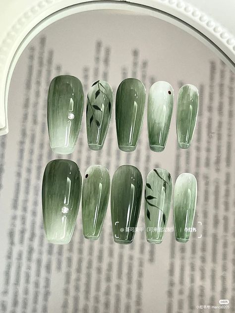 Forest Green Manicure, Bamboo Nail Design, Nail Designs Forest Green, Green Nails Korean Style, Green Nails Aesthetic Vintage, Dark Green Nails Designs Square, Jade Inspired Nails, Green Watercolor Nails, Tea Green Nails