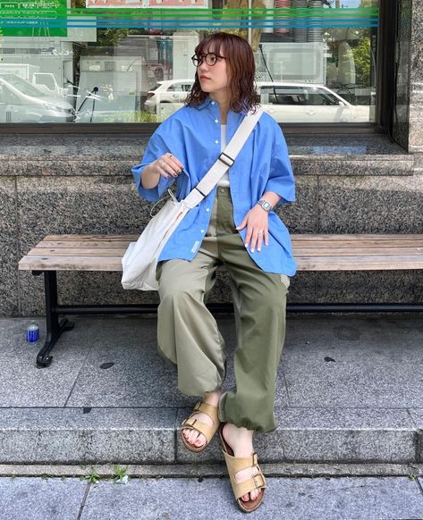 Japanese women fashion Japanese Mom Outfit, Japanese Women Fashion, Japanese Fashion Women, Japanese Mom, Mom Fashion, Japanese Outfits, J Fashion, Japanese Women, Mom Outfits