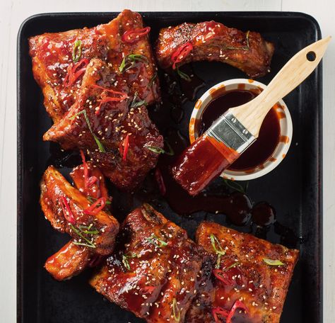 korean pork ribs with gochujang glaze Korean Pork Ribs, Pork Rib Recipe, Sticky Pork Ribs, Pork Back Ribs, Recipe Korean, Glazed Ribs, Korean Pork, Sticky Pork, Rib Sauce