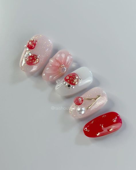 Jelly strawberry press on nails 🍓 Nails Earth Tones, Jelly Strawberry, Nails Sets, Strawberry Jelly, Cherry Nails, Nails Press, Korean Nails, Gel Tips, Jelly Nails