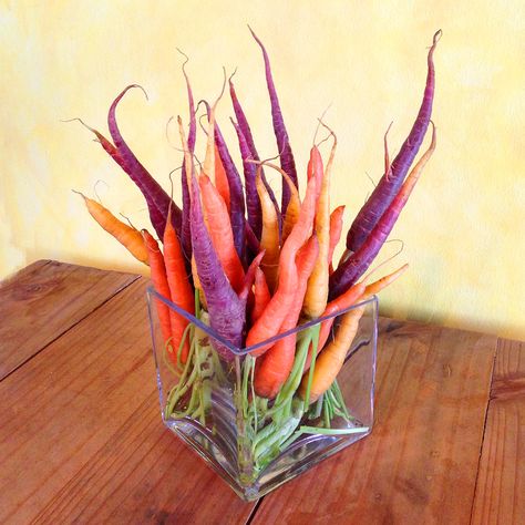 Produce Centerpieces, Vegetables Bouquet, Bloom Party, Wedding Table Centerpieces Diy, Orange Centerpieces, Vegetable Bouquet, Table Centerpieces Diy, Grand Lodge, Diy Event