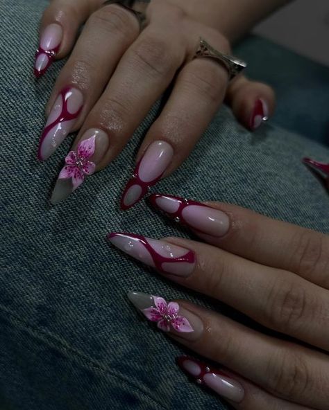 Serasé Nails on Instagram: "Serasé Nails" American Nails, Classy Nail Designs, Airbrush Nails, Pointed Nails, Girly Acrylic Nails, Stiletto Nails Designs, Classy Acrylic Nails, Vacation Nails, Nail Forms