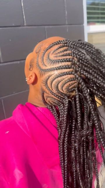 Mohawk Braid Styles, Braided Mohawk, Hair Braid Designs, Lemonade Braids Hairstyles, Mohawk Braid, Royal Beauty, Cute Braided Hairstyles, Braided Cornrow Hairstyles, Mohawk Hairstyles