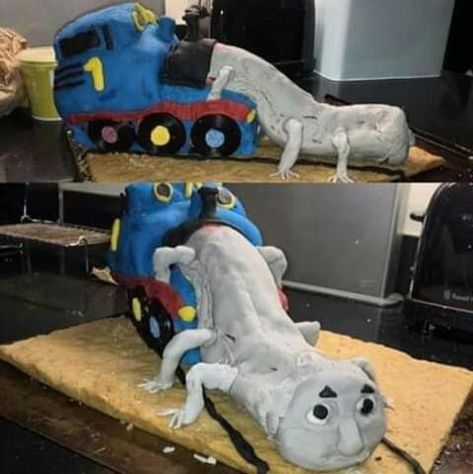 Thomas The Tank Engine Cake, Goofy Cake, Ugly Cakes, 17 Birthday Cake, Ugly Cat, Cupcake Cake Designs, Funny Birthday Cakes, Cake Walk, Thomas The Tank