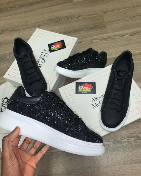 Alexander Mcqueen Trainers, Black And White Trainers, White Trainers, Black Glitter, Alexander Mcqueen, Alexander, Black White, Glitter, Black And White