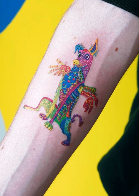 Coco Tattoo Disney, Alebrijes Tattoo, Coco Tattoo, Alebrije Tattoo, Birthday Tattoo, Bff Tattoos, Cartoon Tattoos, Dog Tattoos, Tattoo Photos