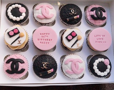 Glam Cupcakes, Cupcake Themes, Cupcakes Theme, Chanel Cupcakes, Chanel Birthday Cake, 40th Birthday Cupcakes, Sweet 16 Cupcakes, Designer Cupcakes, Cupcakes Love