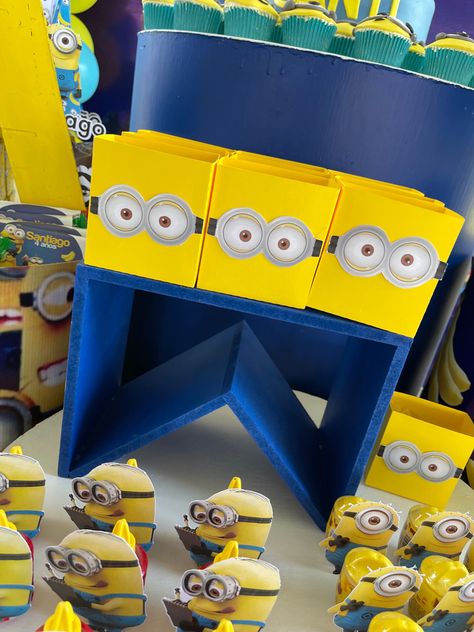 Candy Bar Minions, Minion Candy, Minion Party, 5th Birthday, Candy Bar, Minion, Candy, Bar, Birthday