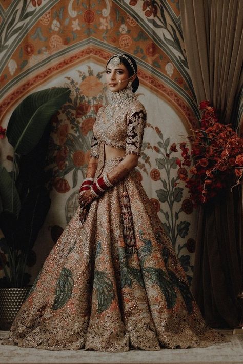 Modern Indian Bridal Lehenga, Bridal Lehenga 2024, Bridal Lengha Designs Latest 2024, Wedding Lehenga Designs Indian Bridal, Latest Lehenga Design 2024, Reception Outfit For Bride Indian, Reception Lehenga Bridal, Bridal Lehenga Designs Latest, Pastel Bridal Lehenga