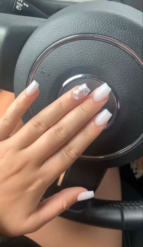 White Nails Acrylic Short Almond, Short Almond Acrylic Nails Butterfly, French Manicure With Butterflies, French Tip Nails With Butterflies, French Nails With Butterflies, White Nails Butterfly, Silver Butterfly Nails, White Butterfly Nails, Butterfly Acrylic Nails