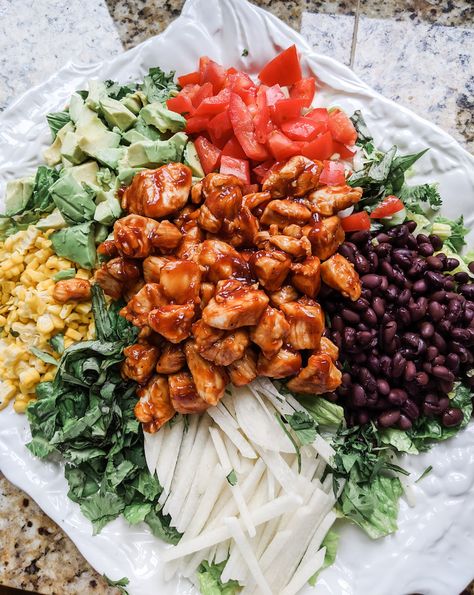 I'm missing dining out, so this week I recreated a couple of my favorite dishes with a California Pizza Kitchen copycat of their BBQ Chopped Chicken Salad! California Salad, Chopped Chicken Salad, Bbq Salad, Bbq Salads, California Pizza Kitchen, Pizza Salad, Chopped Salad Recipes, Chicken Chopped Salad, Bbq Chicken Salad