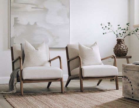 Cream Couch Accent Chairs, Accent Chair Neutral, Accent Chair Bedroom Ideas, Accent Living Room Chairs, Accent Chairs For Living Room Modern, Living Room Couch And Two Chairs, Two Accent Chairs In Living Room, Couch With Accent Chairs, No Couch Living Room Ideas