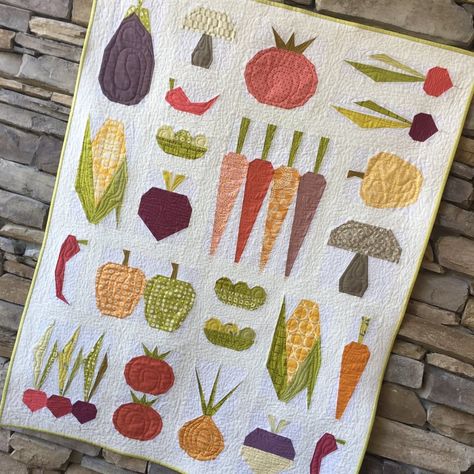 Vegetable Quilt Blocks, Autumn Quilt, Appliqué Quilts, Farm Quilt, Quilting Blocks, Basic Quilt, Quilted Wall Hanging, Start Quilting, Quilt Square Patterns