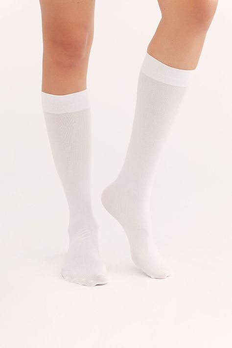 Cute Ankle Socks, Long White Socks, Sock Loom, White Knee High Socks, Naruto Clothing, Clueless Fashion, Goth Fashion Punk, Plus Lingerie, Emo Dresses