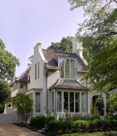 Pursley Dixon, European Cottage, Cottage Exterior, Interior Vintage, Decor Luxury, French Cottage, Interior Modern, House Beautiful, Architecture Exterior