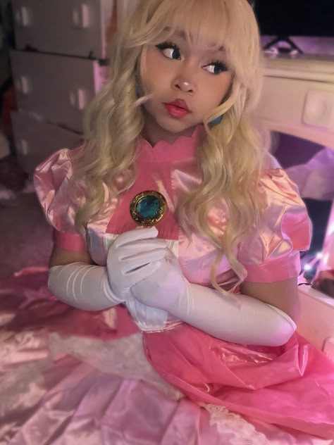 mario
princess peach
cosplay Princesa Peach Cosplay, Princess Peach Halloween Costume, Princess Peach Halloween, Rosalina Cosplay, Princess Peach Cosplay, Mario Cosplay, Peach Cosplay, Peach Costume, Mario Princesses