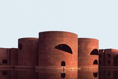 Louis I. Kahn completed the National Assembly Building in Dhaka, Bangladesh, in 1982. Luis Kahn, Groovy Interiors, Robie House, Houses Architecture, Louis Kahn, National Assembly, Brick Architecture, Study Architecture, Brick Facade