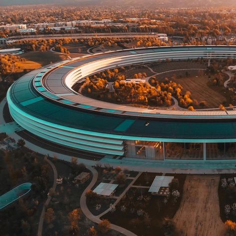 Apple Hq, Apple Campus 2, Apple Campus, Apple Store Design, Norman Foster Architecture, Apple Building, Cupertino California, Avant Garde Architecture, Apple Park