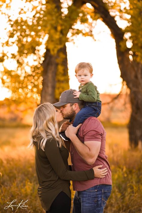 Family photography pictures poses, one child, Montana photographer Fall Photos With Toddler, Fall Pictures Family Of 3, Outside Family Picture Ideas Fall, Fall Family Photos Of 3, Family Photoshoot 1 Child, Family Of 3 Posing Ideas, Family Poses With Toddler, Family Of 3 Photo Poses With Toddler, Fall Family Photo Poses With Baby