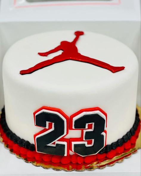 Jordan Birthday Cake Ideas, Jordan 23 Cake, Jordan 23 Birthday Ideas, Jordan Cake Ideas, Jordan Birthday Cake, Michael Jordan Cake, Michael Jordan Birthday, Basketball Cakes, Jordan Birthday