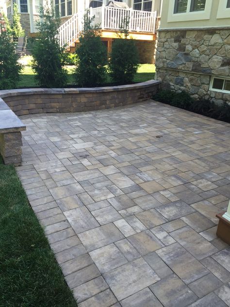 Courtyard Paver Ideas, Landscaping Pavers, Paving Stones Backyard, Deck Pavers, Paver Flooring, Pavers On A Slope, Paver Side Yard, Patio Stones Pavers, Stone Patios