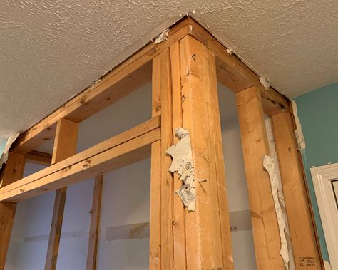 walls - Is my closet load bearing? - Home Improvement Stack Exchange Using Space Between Wall Studs, Load Bearing Beam, Garage Entry Door, House Closet, Bump Out, Mudroom Closet, Metal Beam, Closet Dividers, Garage Entry