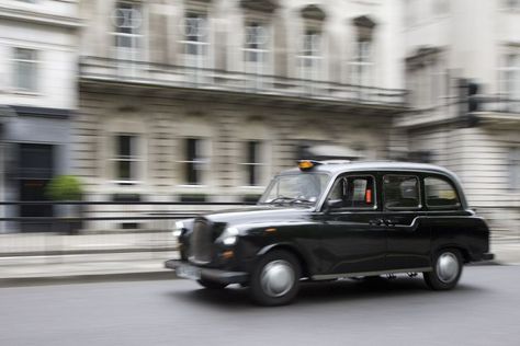 What You Need to Know About London Black Cabs and Taxis London Black Cab, London Cab, Visiting London, London Brighton, Black Cab, London Taxi, Cab Driver, London History, Bbc Sherlock