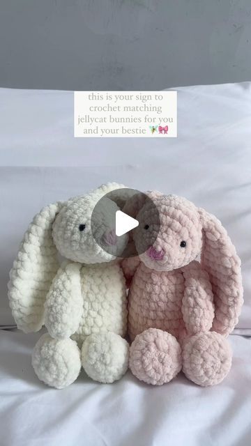 Mahum Crochet, Jellycat Crochet, Crochet Jellycat, Bunny Jellycat, Bunny Plushies, Plushies Crochet, Jellycat Bunny, Crochet Artist, Christmas Posters