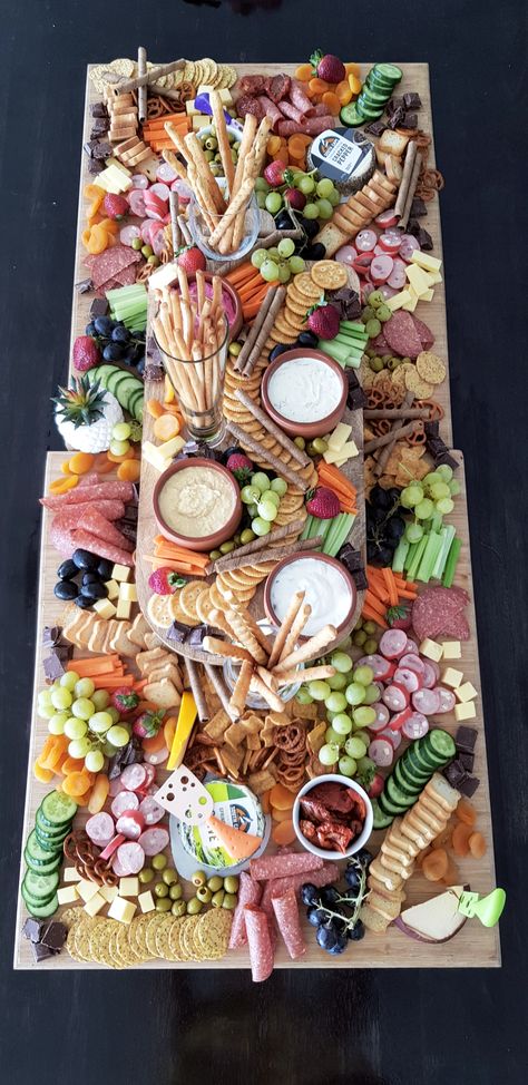 [Homemade] - Put together this platter for a house warming celebration. Savoury Platter Ideas, Savoury Platter, Food Board Ideas, Housewarming Party Food, Grazing Platter Ideas, Savoury Party Food, Platters Ideas, Platter Ideas, Decorações Com Comidas