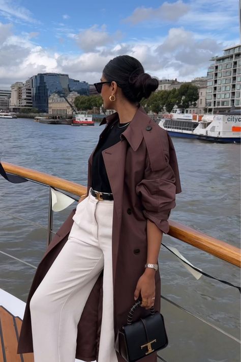 Brown Trench Coat Outfit, Trench Coat Outfit Fall, Spring Coat Outfit, Burgundy Trench Coat, Trench Outfit, Spring Trench Coat, Trench Coat Fall, Winter Mode Outfits, Mode Mantel