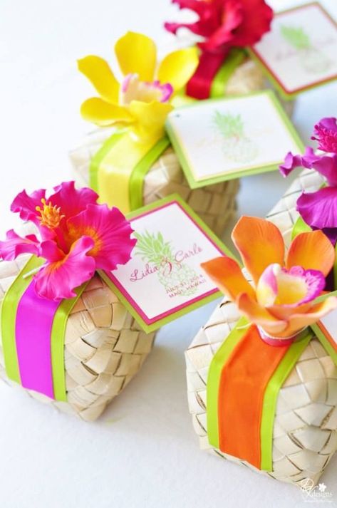 Hawaiian Theme Wedding, Diwali Boxes, Hawaiian Wedding Favors, Wedding Hampers, Wedding Baskets, Hawaii Design, Tropical Wedding Theme, Destination Wedding Favors, Sunset Palette