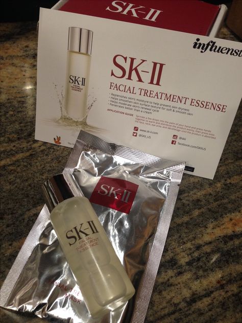 Sk2 Skincare, Sk Ii, Skin Dryness, Facial Masks, Dry Skin, Skin Moisturizer, Good Skin, Aesthetic Food, Facial