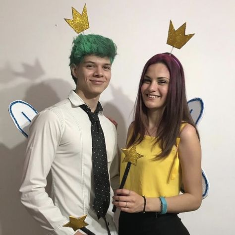 Cute Diy Halloween Costumes, Fairly Odd Parents Costume, Diy Halloween Costumes For Couples, Cosmo And Wanda Costume, Halloween Costumes Diy Couples, Costumes For Couples, Best Couples Costumes, Couples Halloween Costume, Fairly Odd Parents