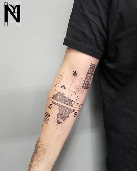 Africa Map Tattoo Men, African Tattoo Designs Men, African Inspired Tattoos Men, Zulu Tattoo Ideas, South African Tattoo Ideas For Men, Tattoo Of Africa, African Art Tattoo Ideas, African Tattoo Ideas For Men Sleeve, African Map Tattoo Ideas