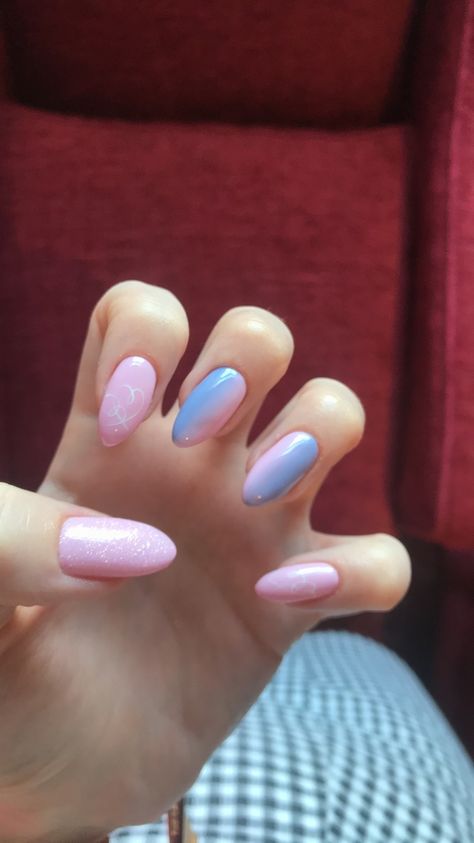 BTS Love Yourself: Answer and Map of the Soul: Persona inspired nails. Pink and blue, glitter, white Pink Blue Glitter Nails, Bts Inspired Nail Art, Bts Nails Ideas, Bts Inspired Nails, Nail Bts, Blue Pink Nails, Nails Pink And Blue, Pink And Blue Nails, Bts Nails